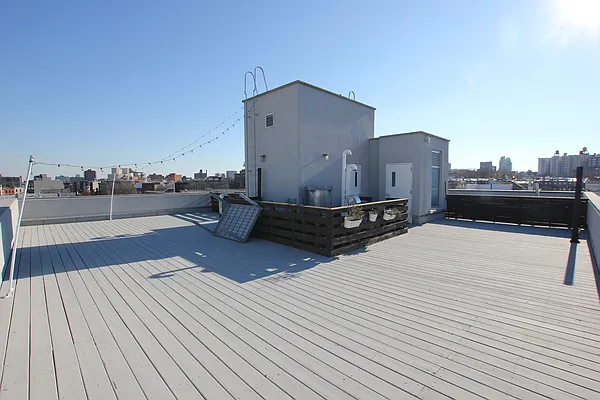 Rented by Bedford 6 Real Estate | media 13