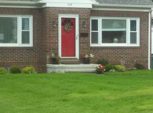 118 Bronson Rd, Syracuse, NY 13219