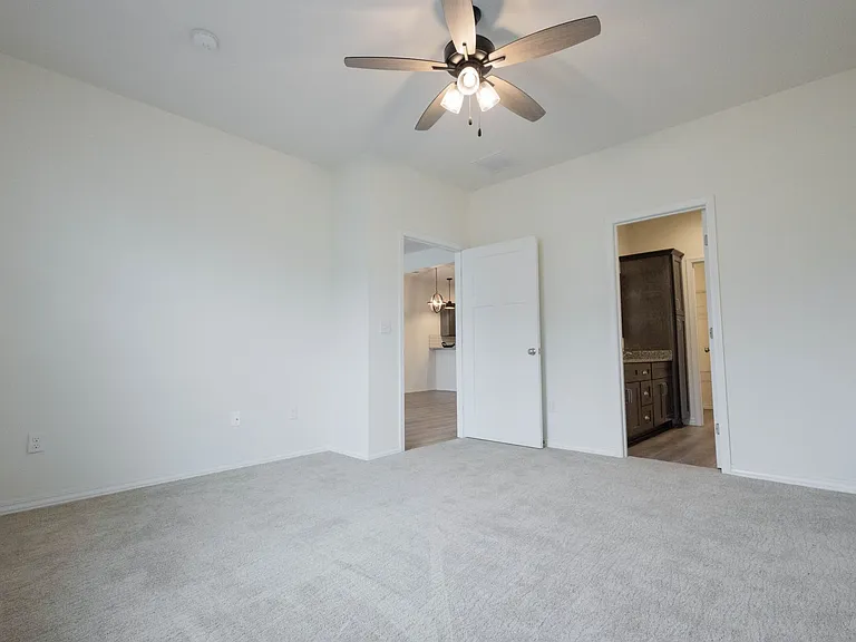 3051 W Cardinal St — Photo 13