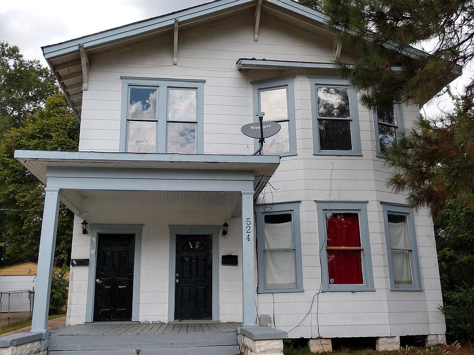 2nd image of 524 Boulevard St