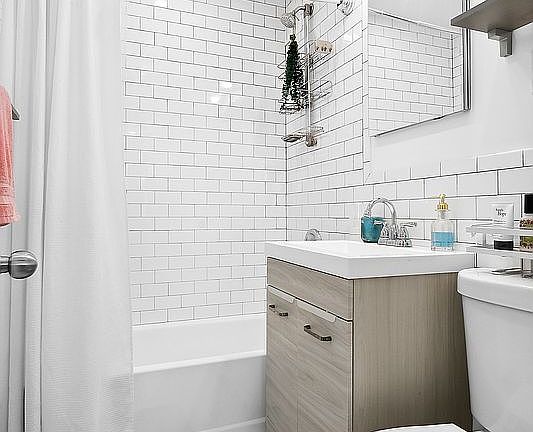 5th image of 720 E 32nd St APT A7