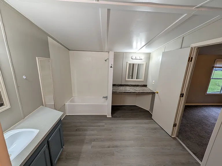 135 Ransdell Ln — Photo 8