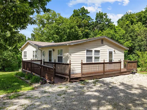 1843 Highway Tt St, Saint Clair, MO 63077