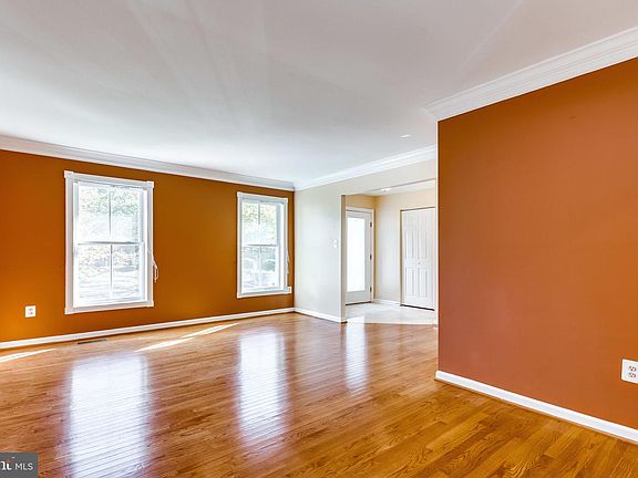 5th image of 3138 Bayswater Ct