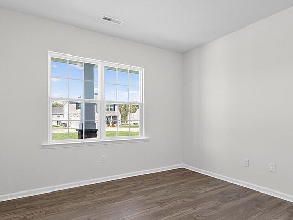4th image of 1106 Shoreline Drive