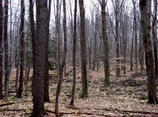 4 Maple Ln, Lake Ariel, PA 18436