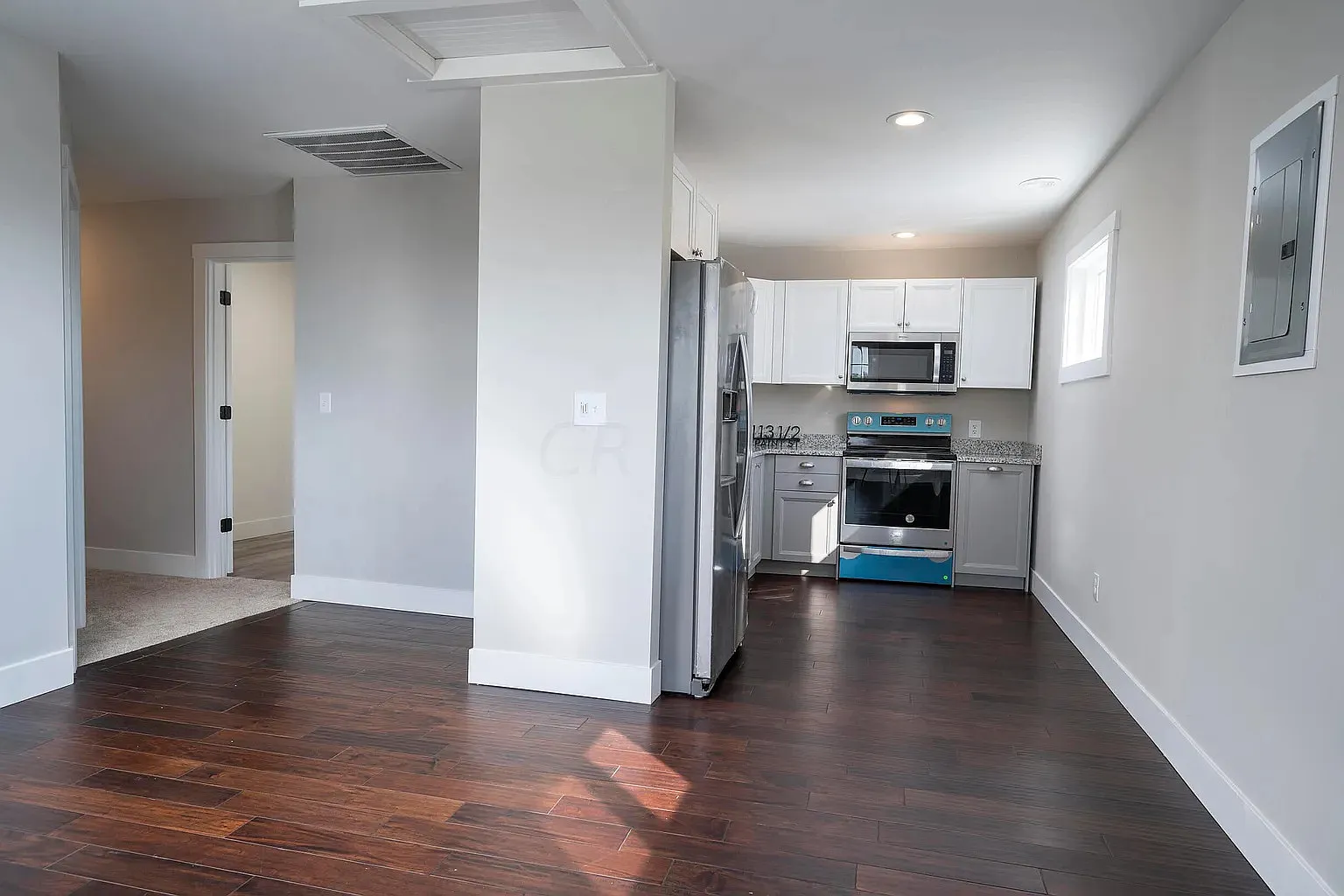113 W Paint St — Photo 4