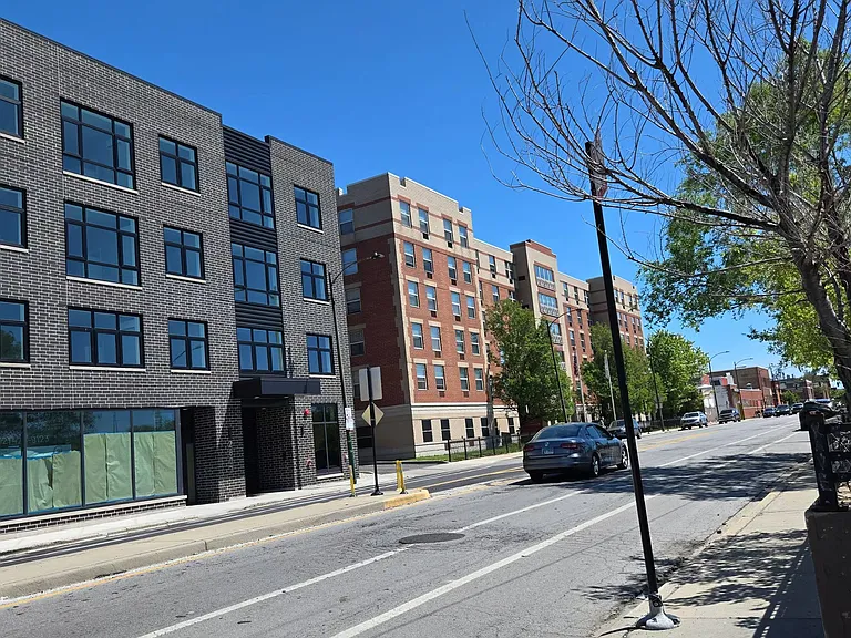 2807 S Halsted St #210 — Photo 16