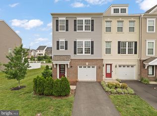 10523 Hinton Way, Manassas, VA 20112