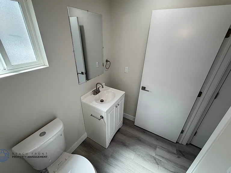 716-722 East 7th Street — Photo 36