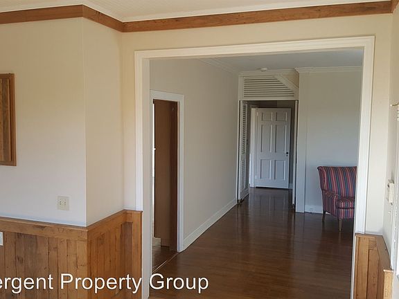 5th image of 825 Knollwood Dr