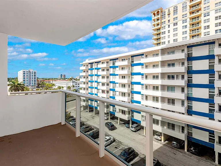 3140 S Ocean Dr #509 — Photo 29