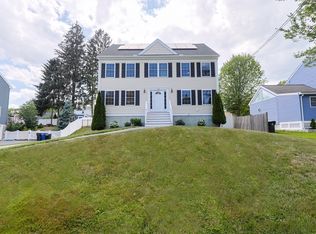 136 Pilgrim Rd, Haverhill, MA 01832