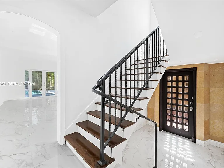 1545 Meridian Ave — Photo 15