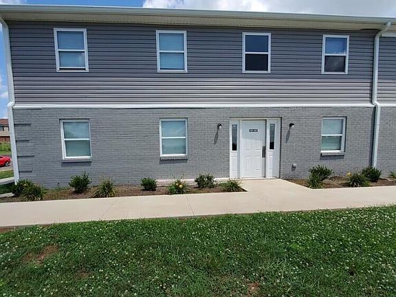 3rd image of 200 N Hill N Dale St