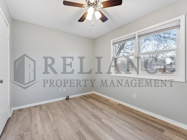 605 S Kessler St — Photo 16