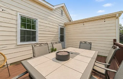 30 Aubrey St #2 — Photo 13