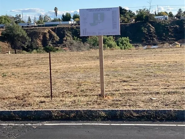 34567 Wildwood Canyon Rd #123, Yucaipa, CA 92399