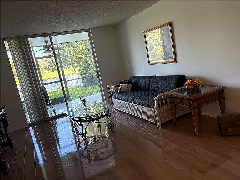 3750 Inverrary Dr #1W — Photo 8