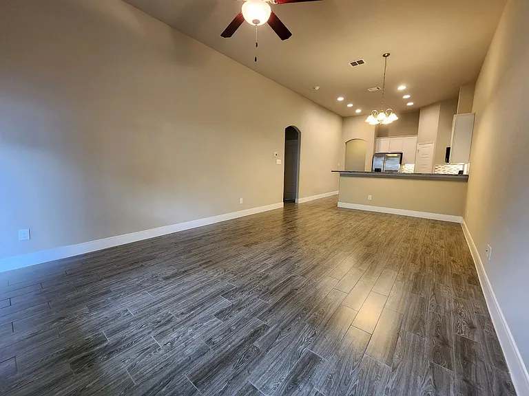 1251 Old FM 306 — Photo 11