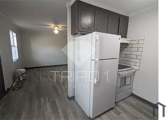1 bed, 550 sqft, $750 — Photo 3