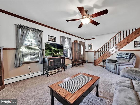 3rd image of 1743 Elk Ave