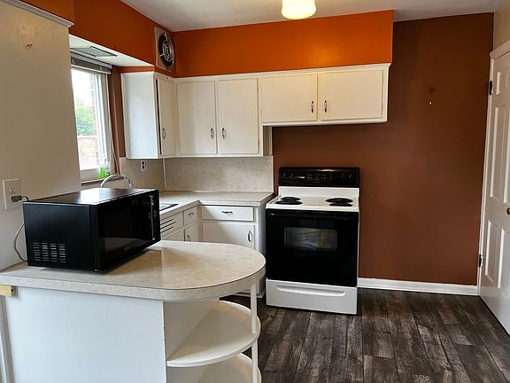 5th image of 2116-2122 Farleigh Rd #2118