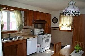 5th image of 114 Laurentian Dr
