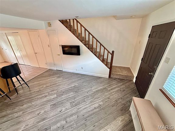 4th image of 3819 Treebrook Dr