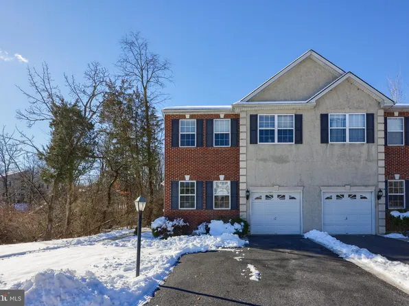 228 Holbrook Ln, Gilbertsville, PA 19525