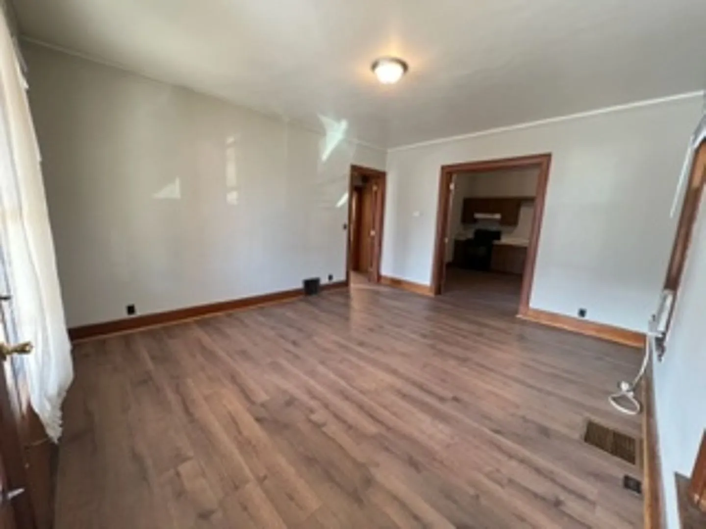 210 North First Avenue — Photo 4