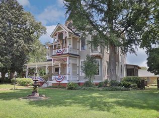 207 W Harris St, Pine Mountain, GA 31822
