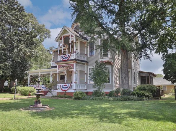 207 W Harris St, Pine Mountain, GA 31822