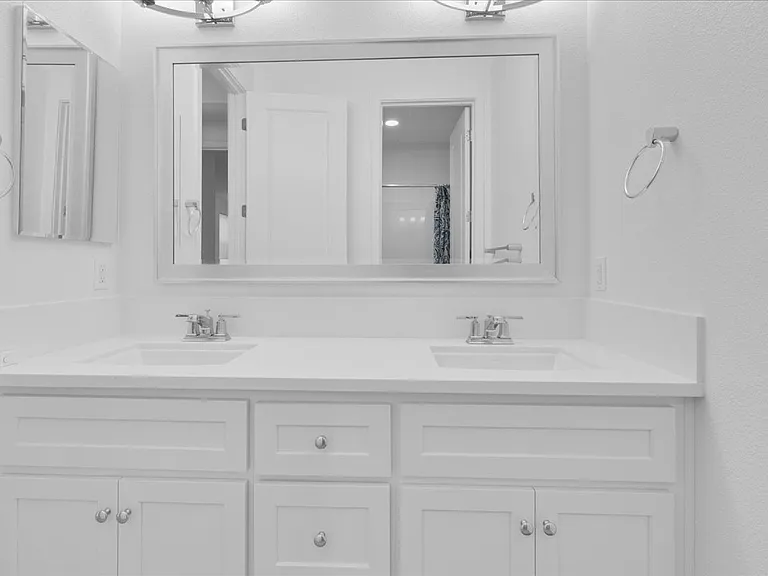 2760 Telegraph Blvd — Photo 17
