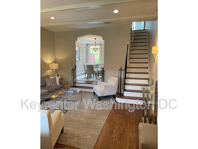 242 Emerson St NW #NW — Photo 5
