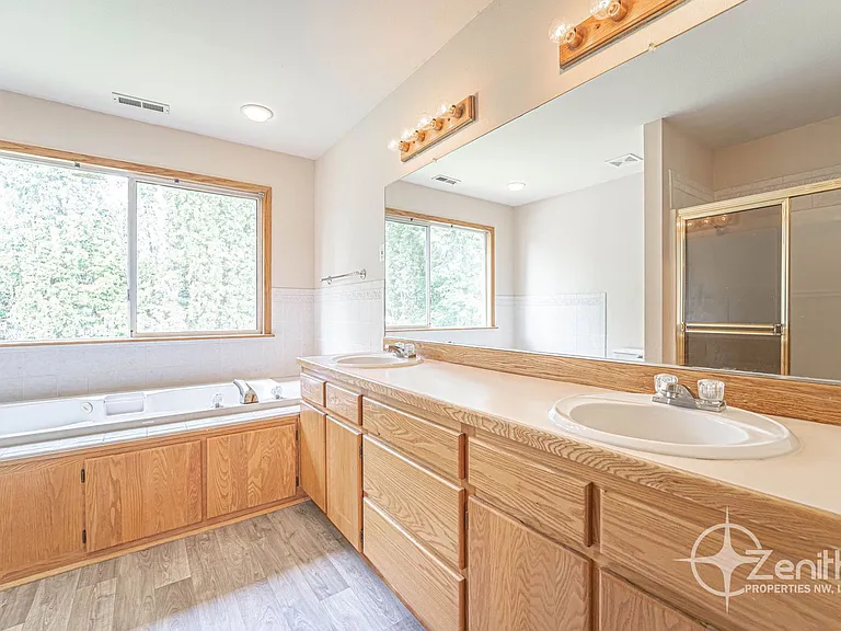 5408 NE 101st Cir — Photo 38