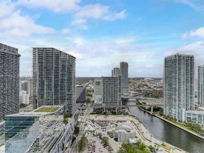 68 SE 6th St APT 3004, Miami, FL, 33131
