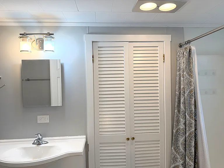 32 Nichols St #5 — Photo 12