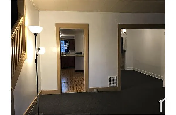 Building Photo - 1106 Sylvan Ave