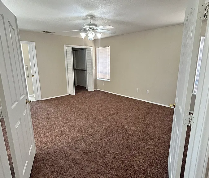 7728 Paisley Ave — Photo 17