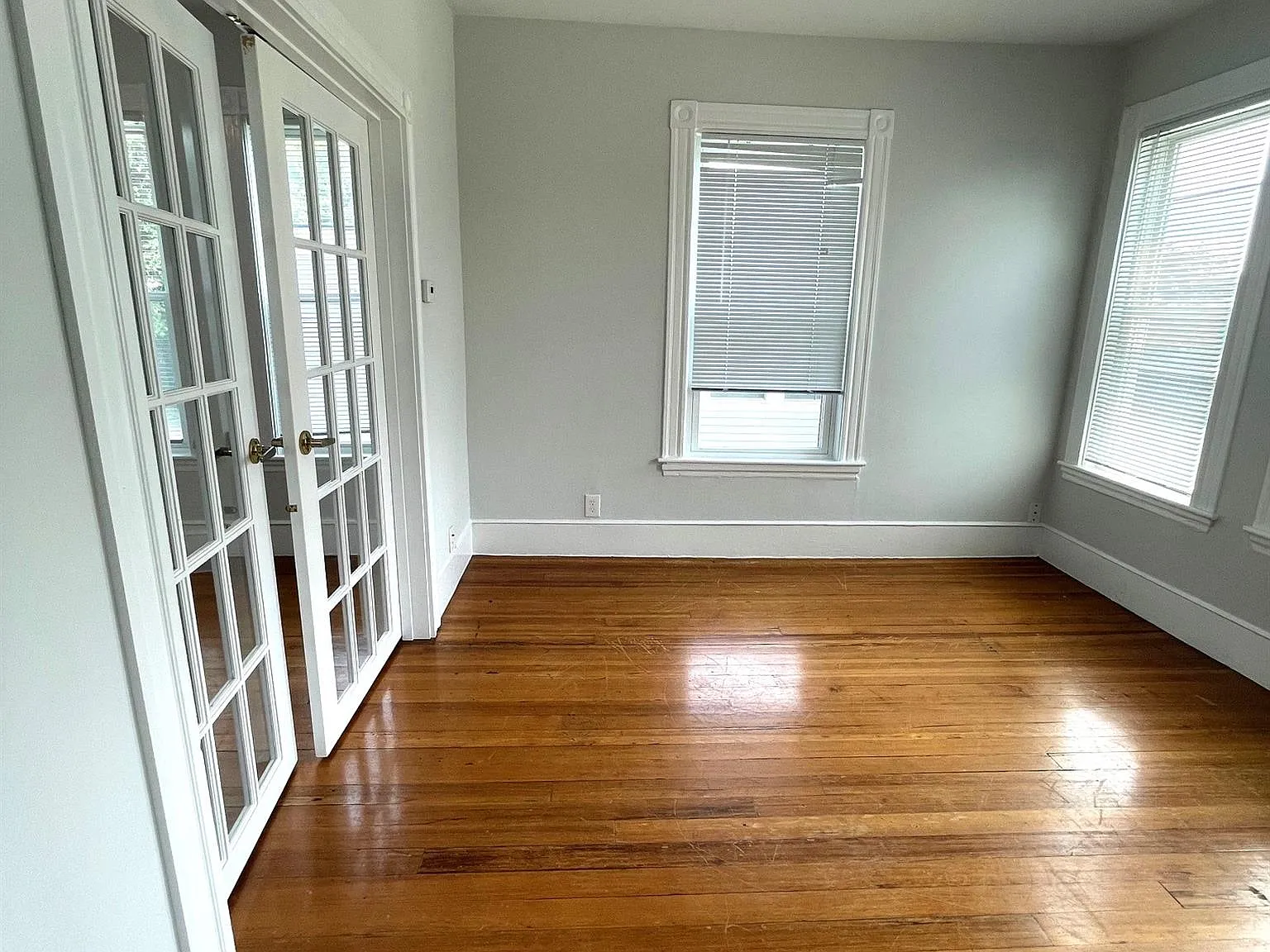 4 bed, 1500 sqft, $5,500 — Photo 4