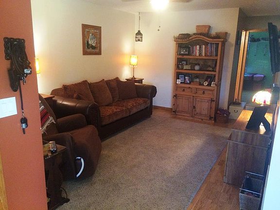 2nd image of 693 Milcrest Dr