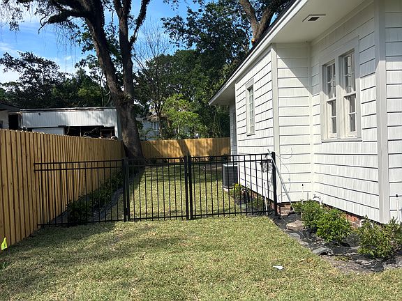 5th image of 1321 Talbot Ave