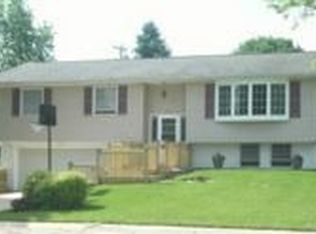 711 E Main St, Denver, IA 50622