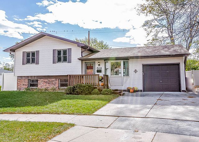 1st image of 5111 Farmsley Ct