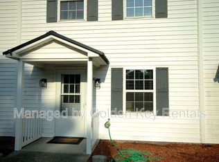 214 E New Hope Rd APT B, Goldsboro, NC 27534
