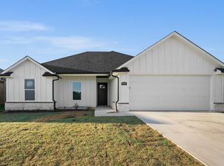1701 E Main St, Whitehouse, TX 75791