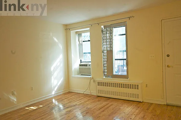 Rented by Link NY Realty | media 19