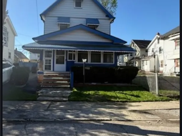12410 Gruss Ave, Cleveland, OH 44108