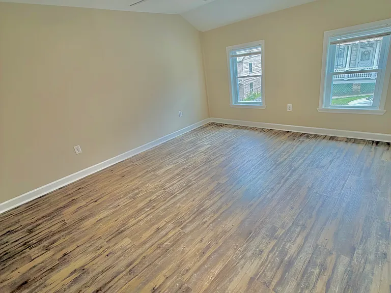 12012 Main St #1 — Photo 6